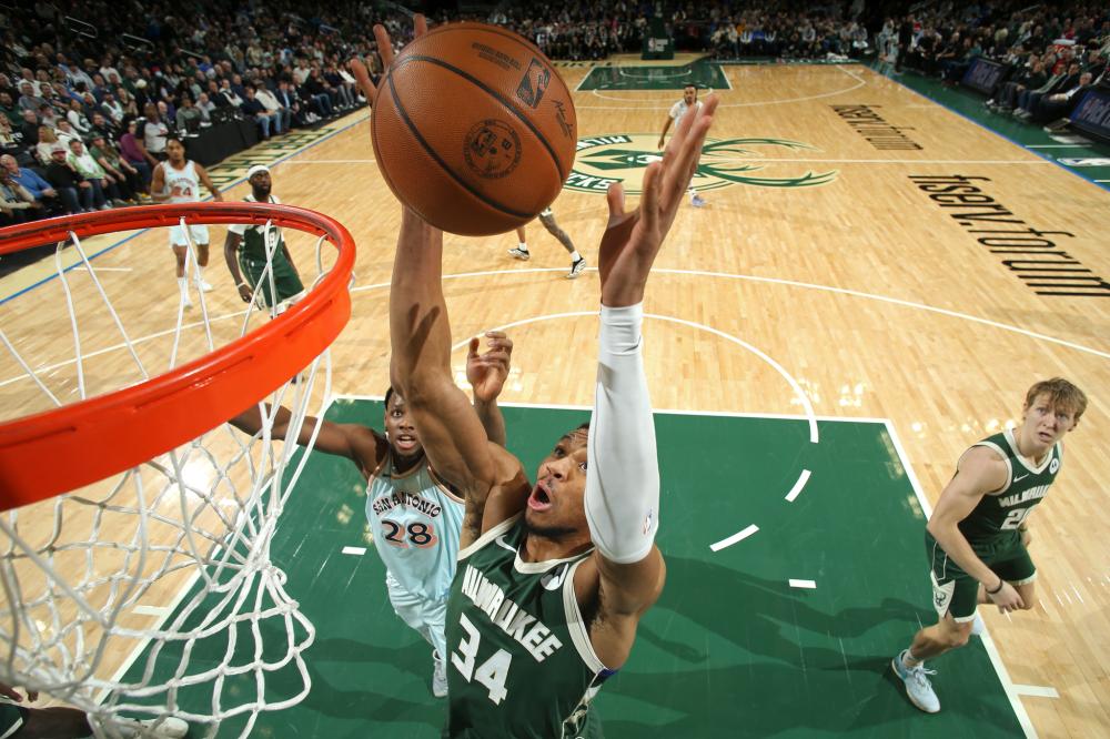 行既定策略 行既定策略