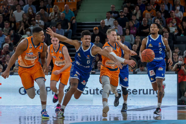 广州队无力 广州队无力